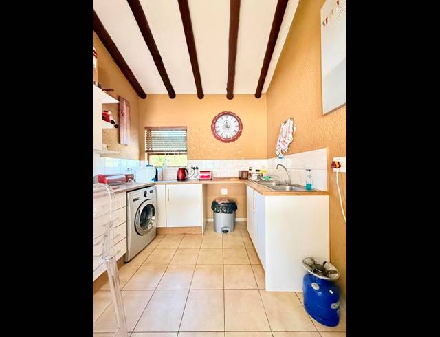 2 BEDROOM APARTMENT FOR SALE IN MORNINGSIDE